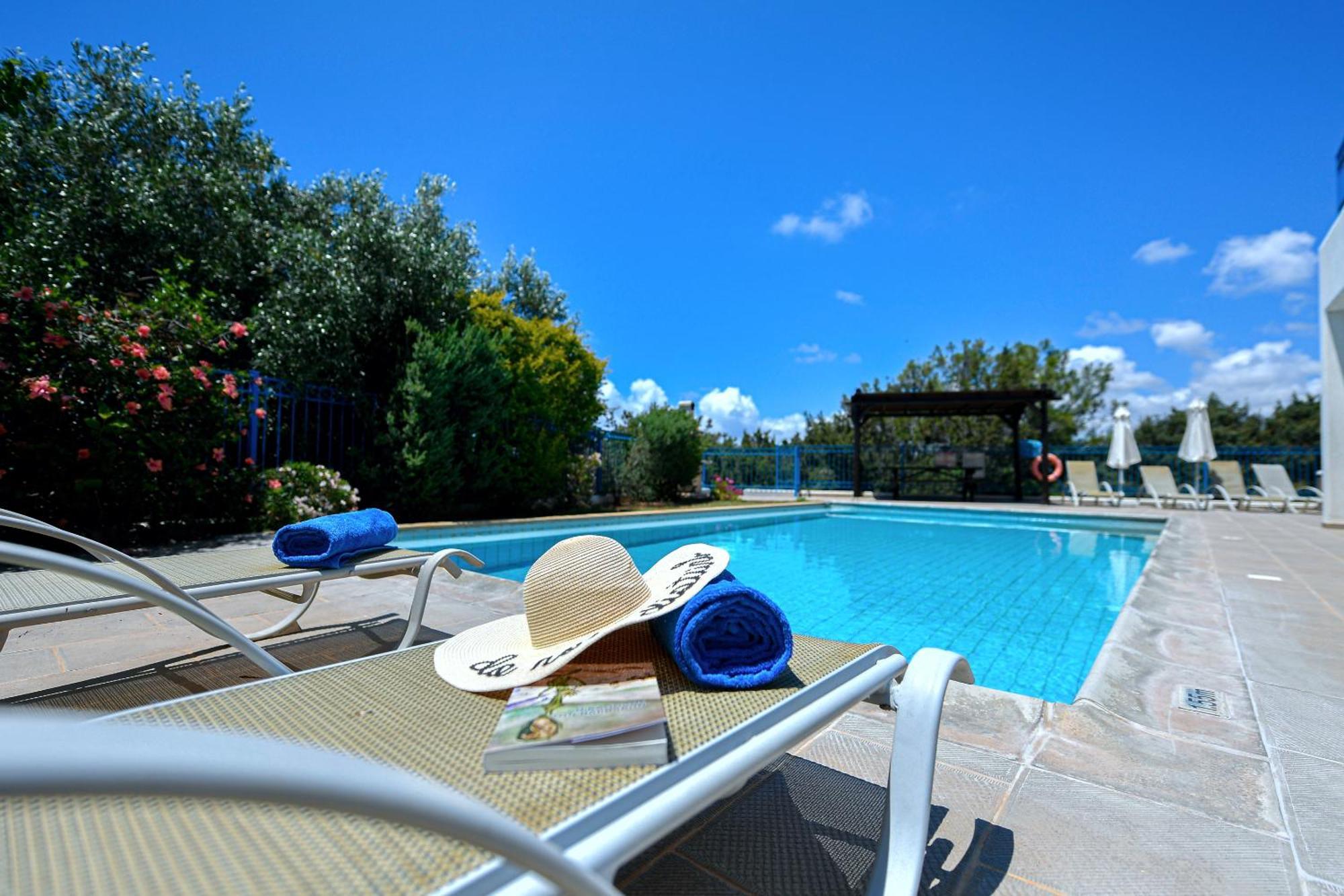 Azzurro Holiday Villas Peja Zewnętrze zdjęcie